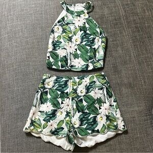 Floral Green and White Women's Shorts